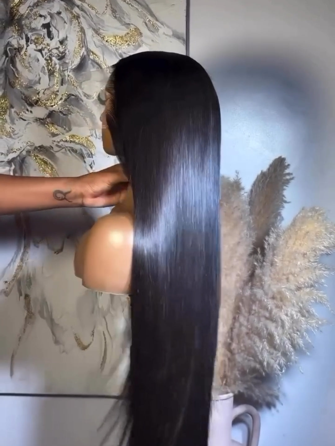 30' raw bone straight wig